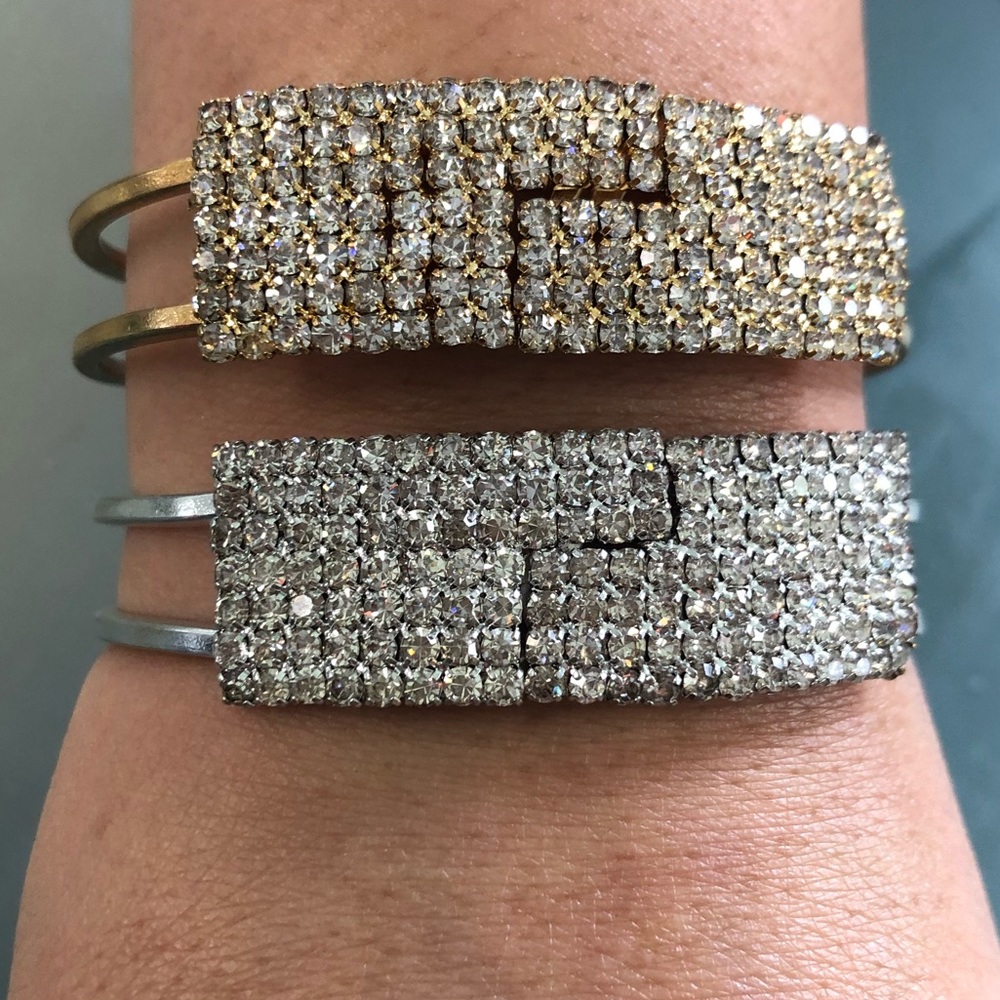 TWO COSTUME BRACELETS .